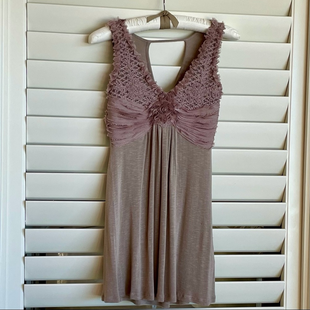 West Kei Textured Sleeveless Tunic Top